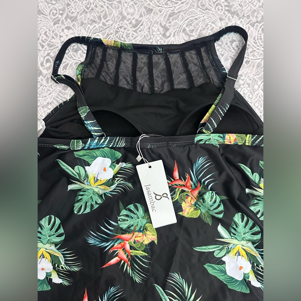 NWT Tropical Halter Swim Top Women Size L - Picture 10 of 10